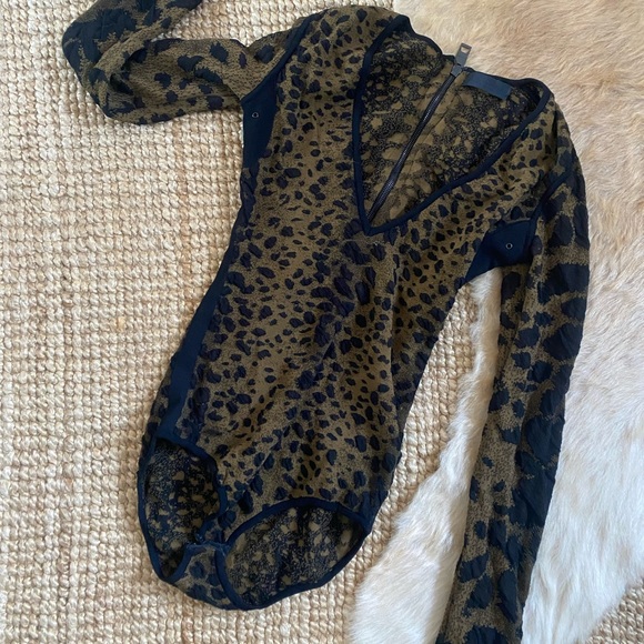 Burberry Prorsum animal print bodysuit - Picture 3 of 12